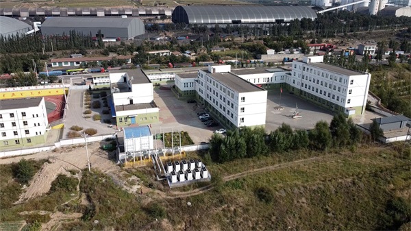 華天成空氣能熱泵設備：學校供暖的明智選擇